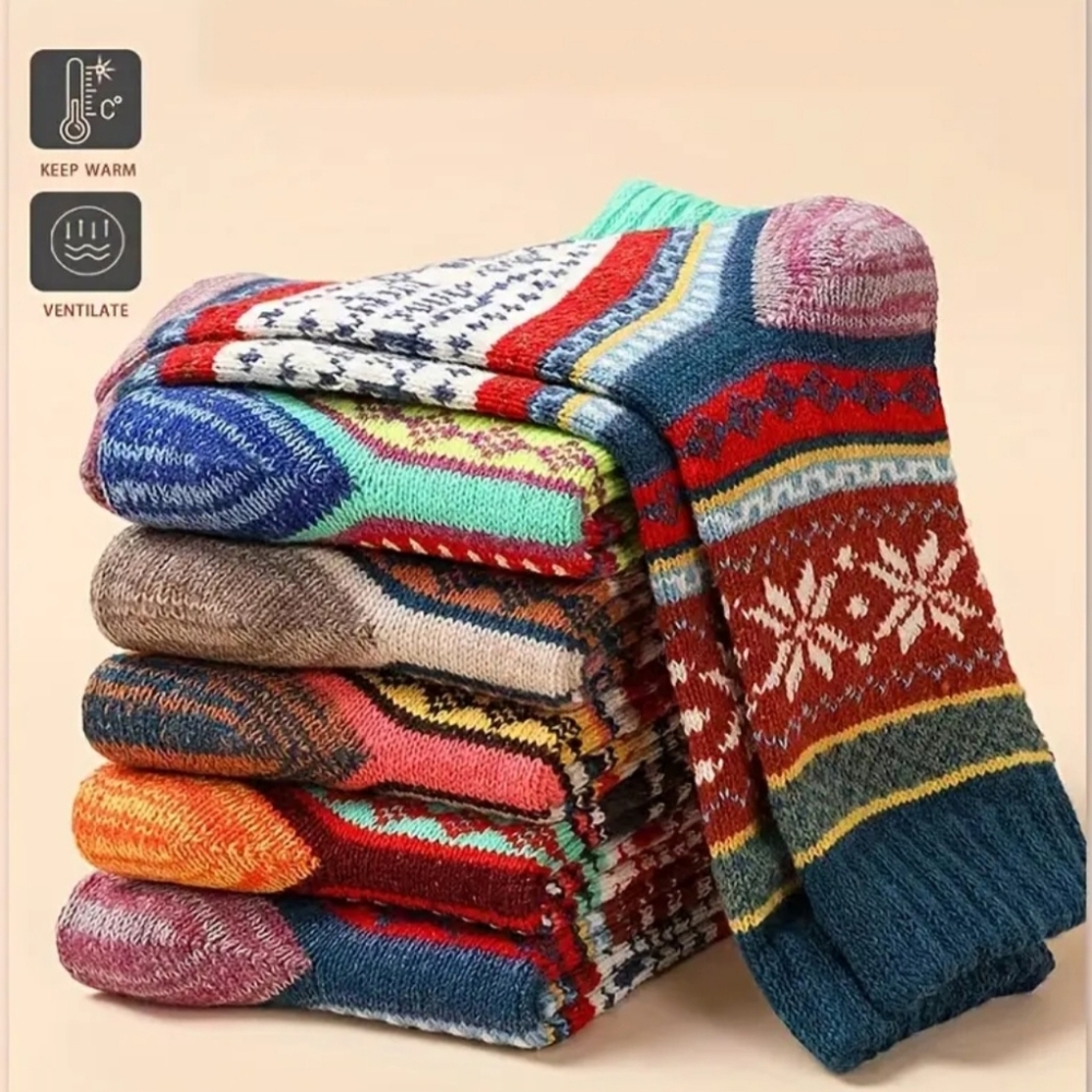 Multicolor Patterned Socks Unisex Five Pairs - Picture 3 of 4